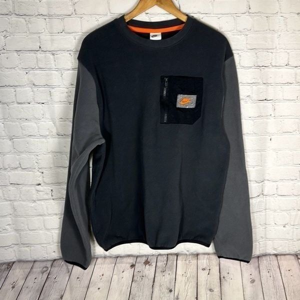 Nike Therma Fit Gray Utility Fleece Crew Neck Sweatshirt size M Medium