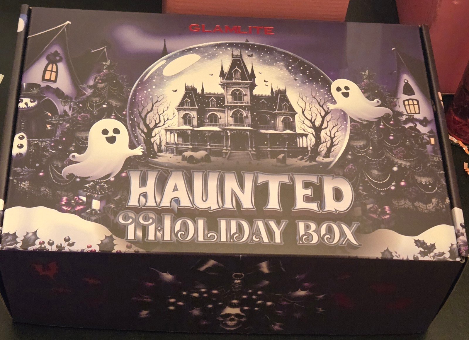 Hunted holiday box
