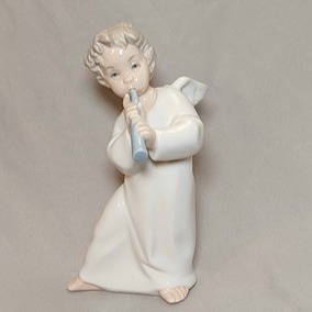 Lladro Angel With Horn Home Office Collectible Decor Statue Figurine