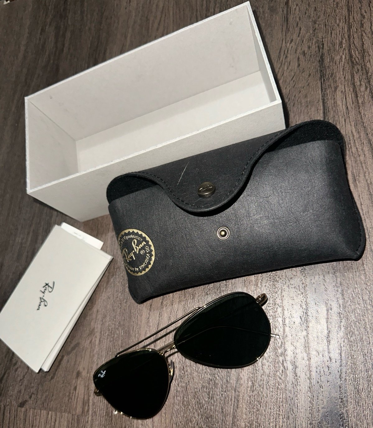 Rayban reversed aviator women’s gold frame and green lens