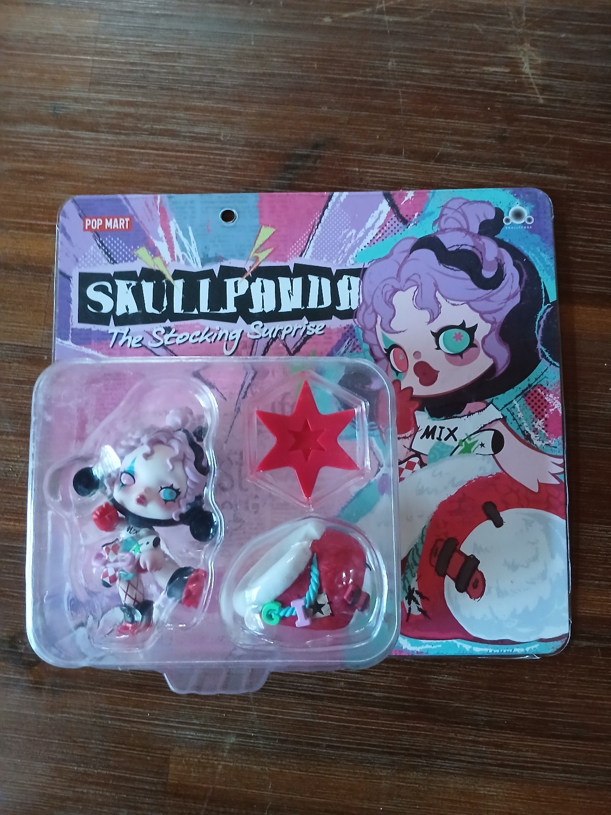 POP MART Skullpanda The Stocking Surprise Figure Christmas IN HAND US SELLER