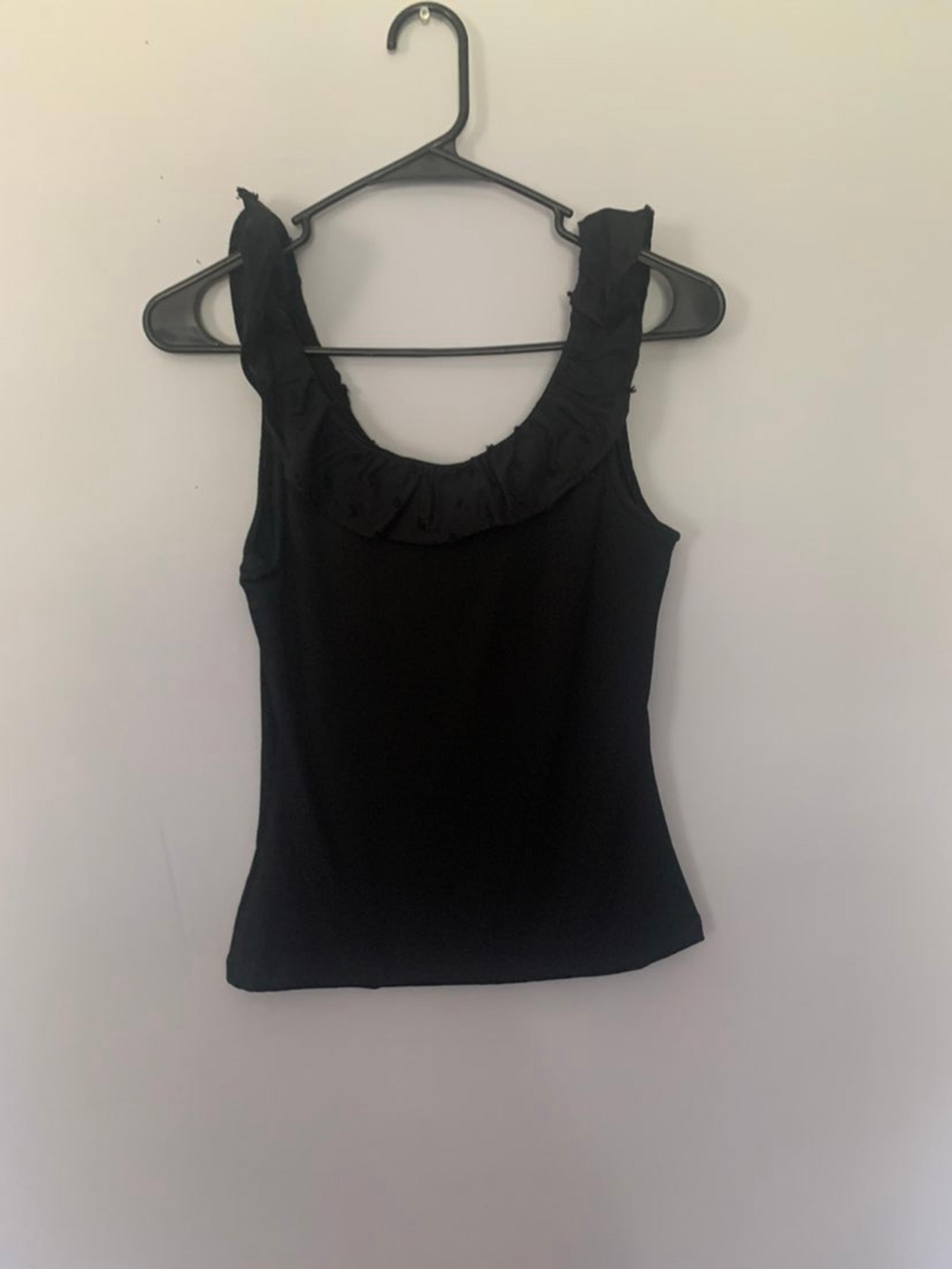 Who what wear black ruffle tanktop XXL