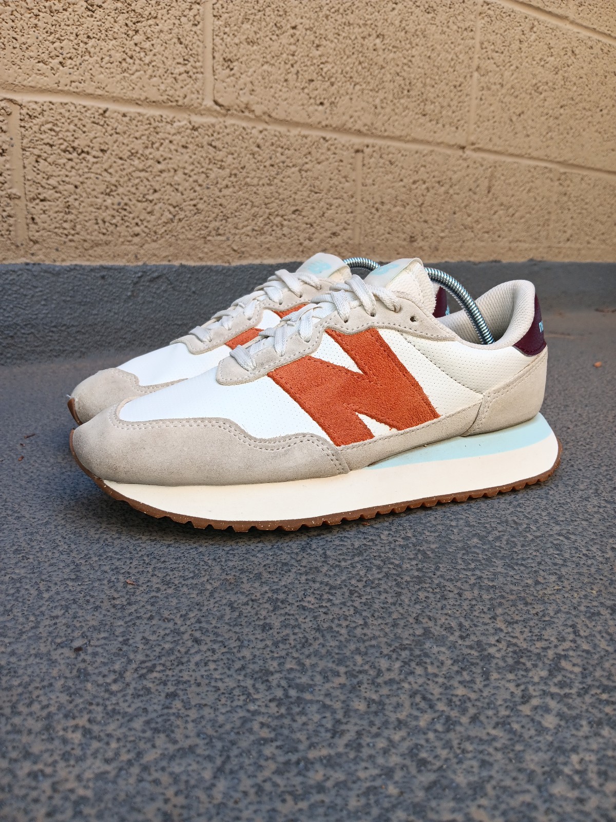 New Balance Womens 237 Lifestyle Running Shoes Sneakers Sz 8.5 WS237BA