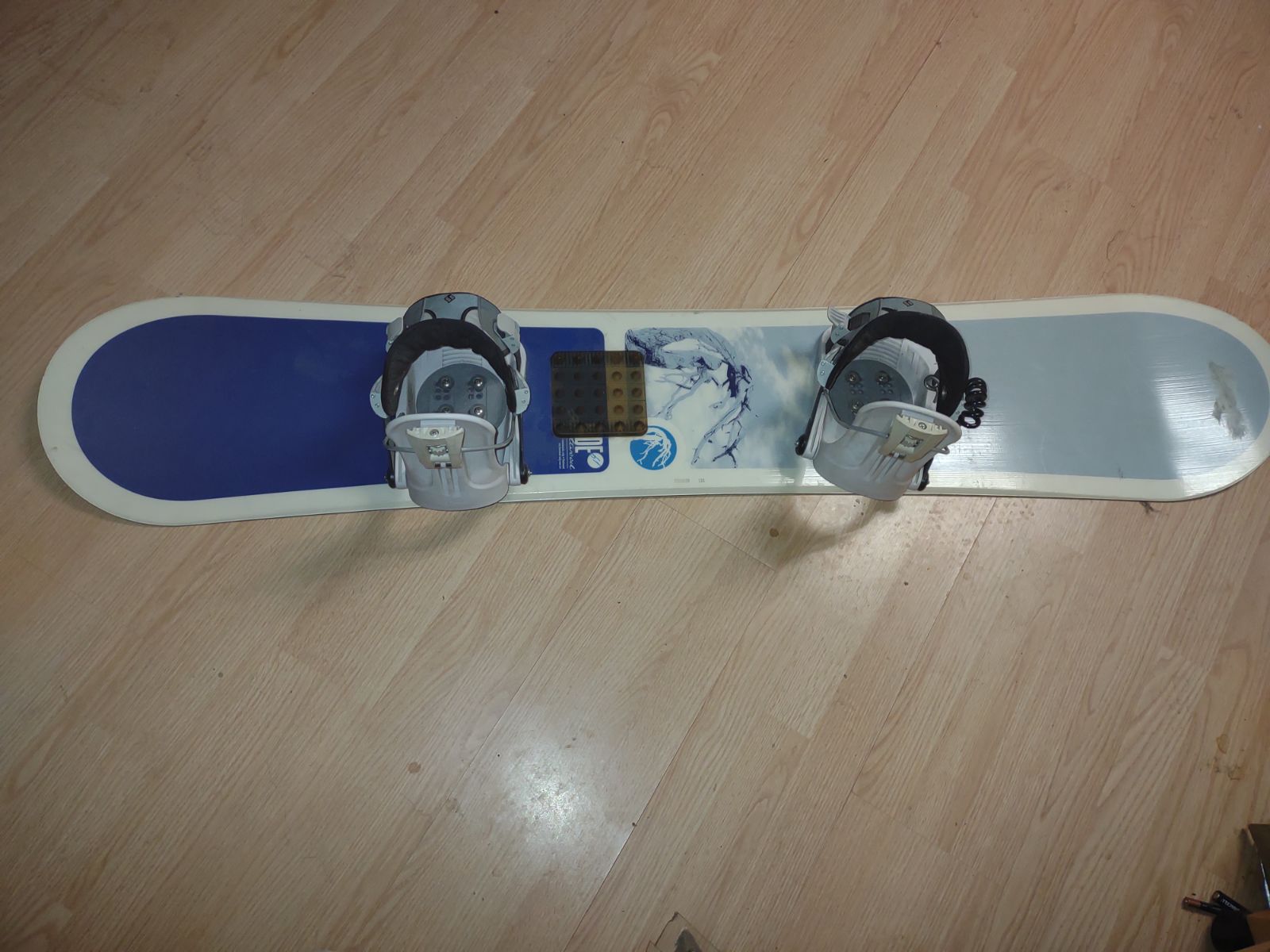 snowboard