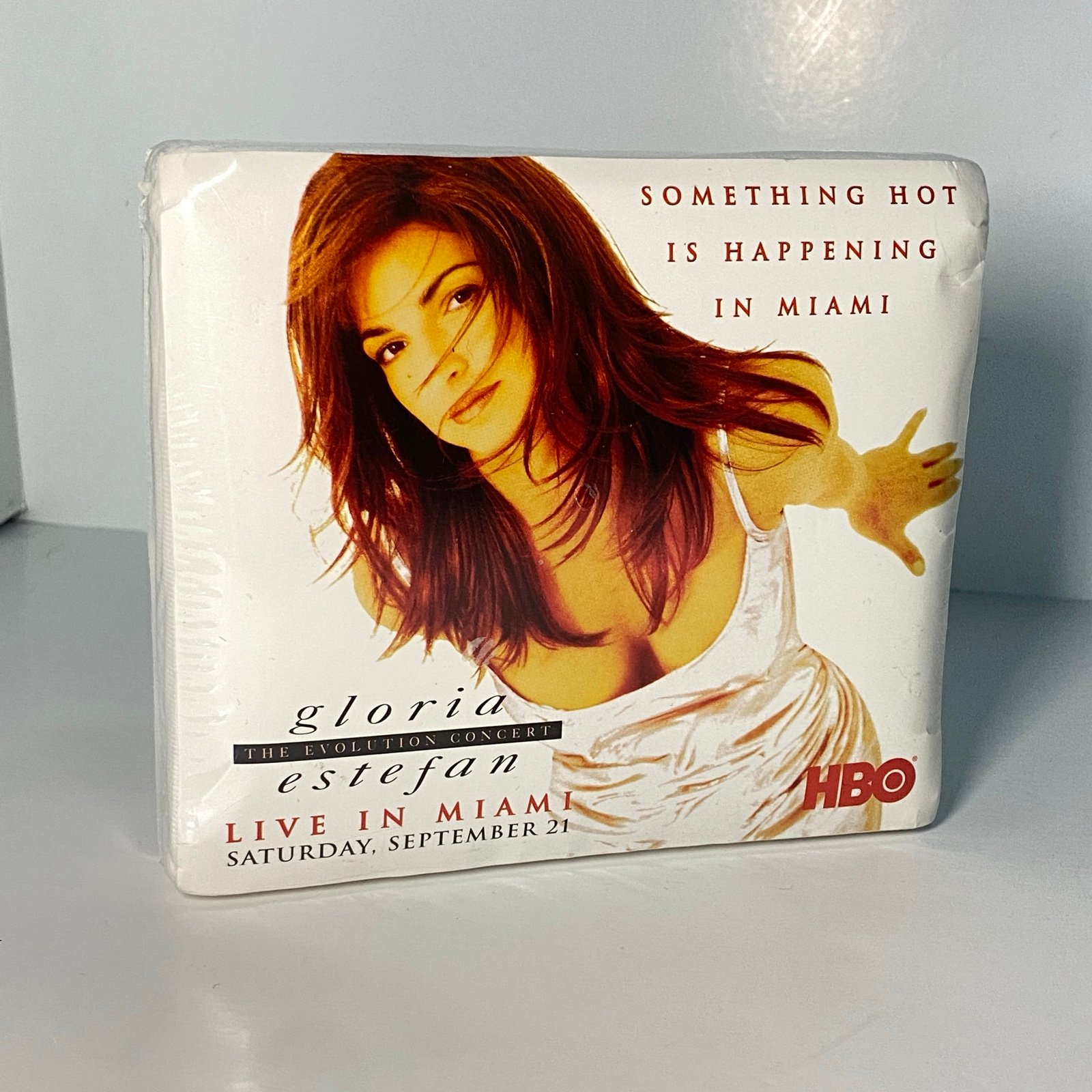 Collectible Gloria Estefan HBO Tshirt