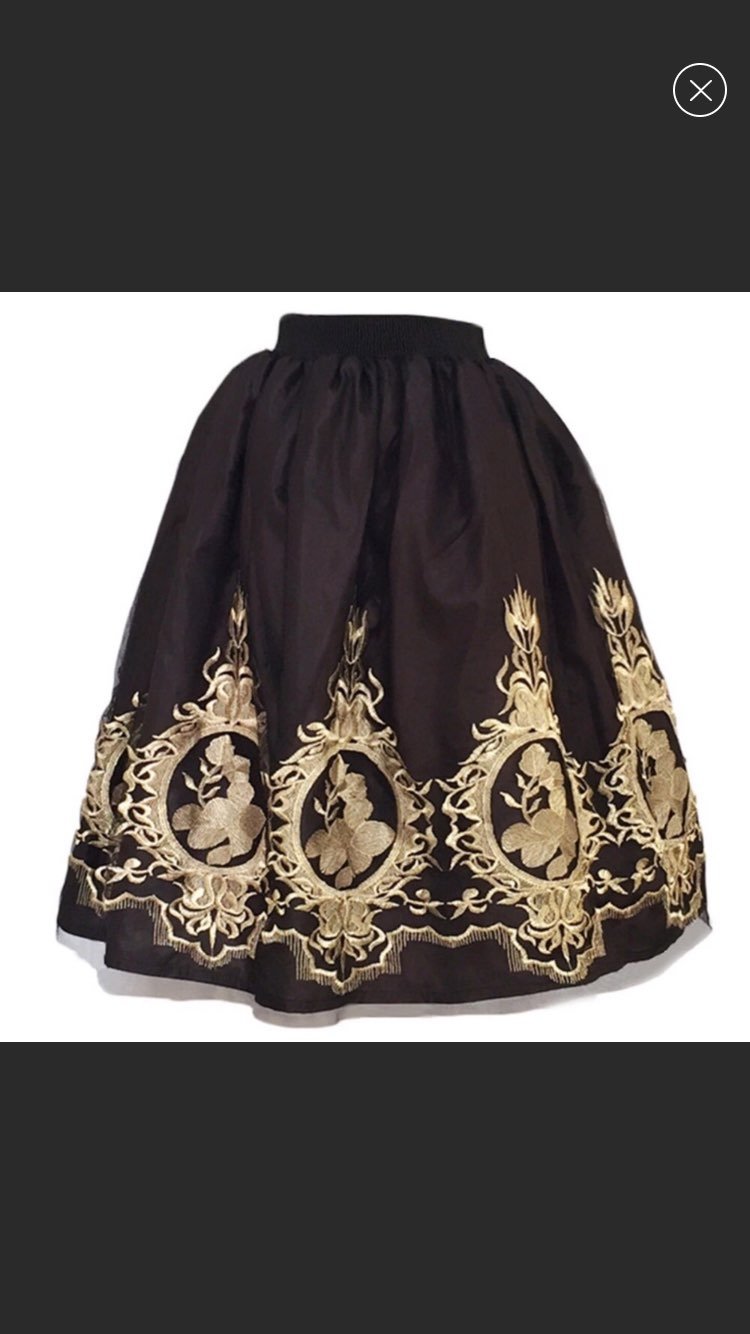 Baroque black/gold skirt NWT