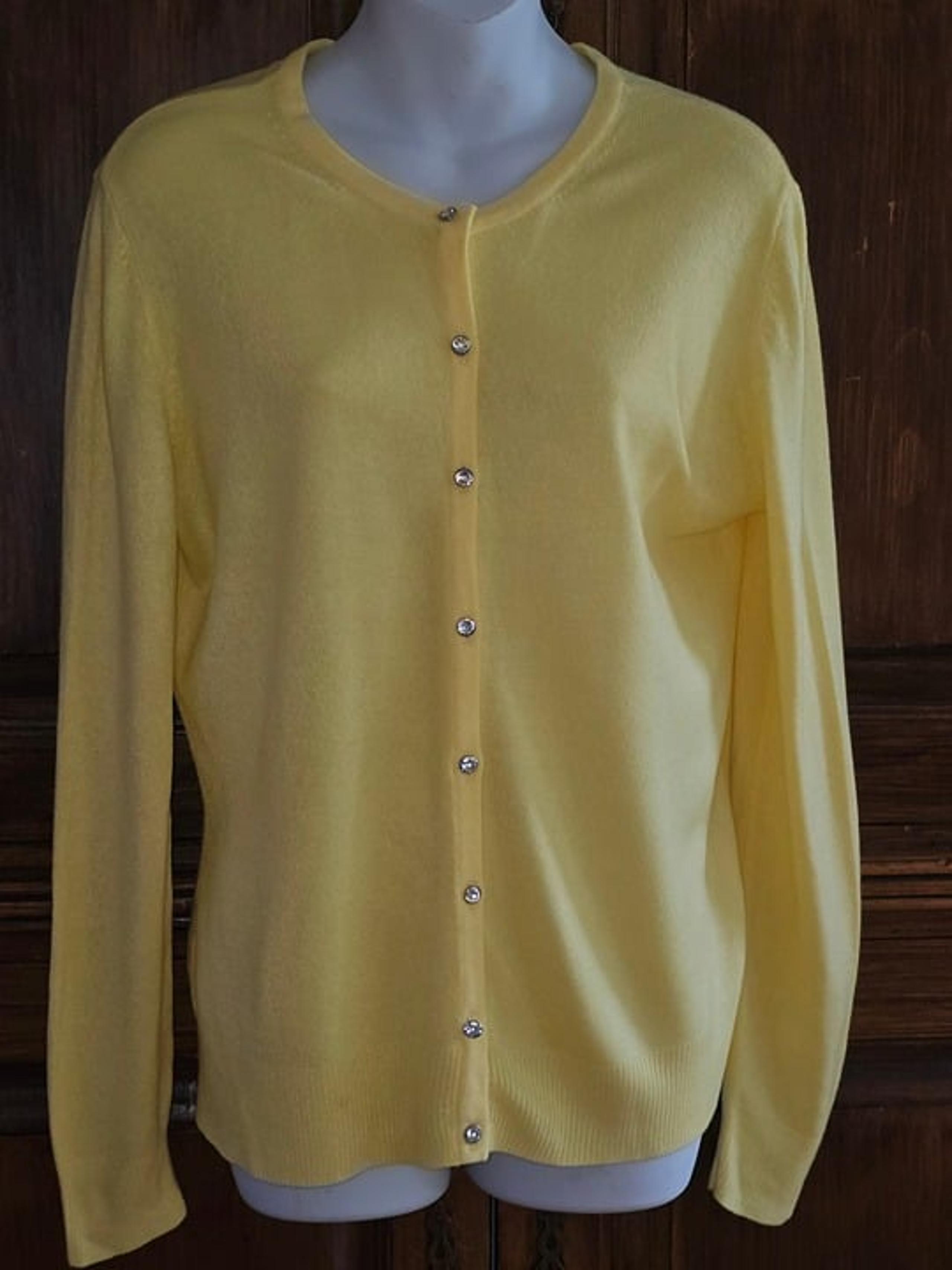 Women's M New York & Co cardigan sweater