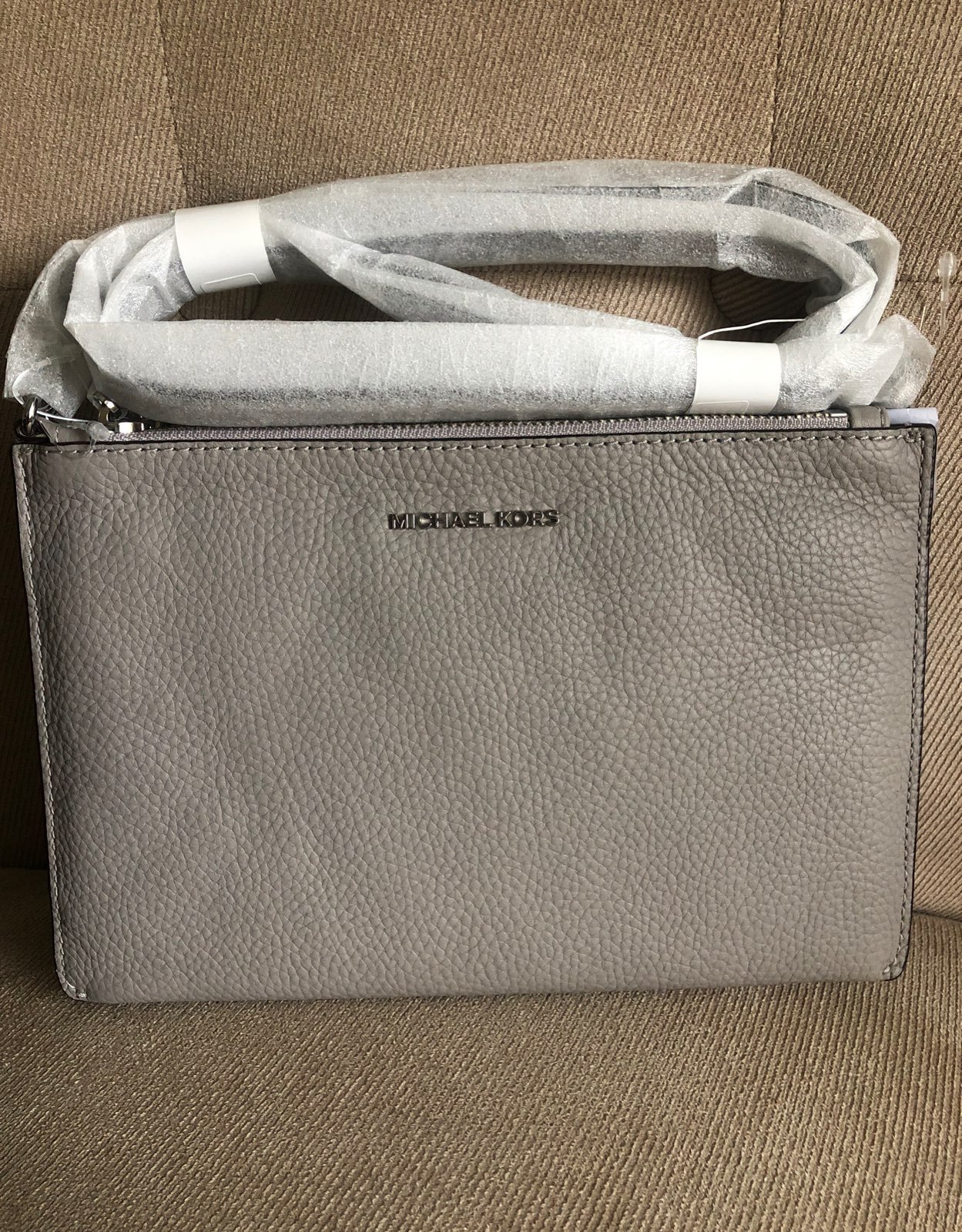 Michael Kors black grey crossbody bag ne