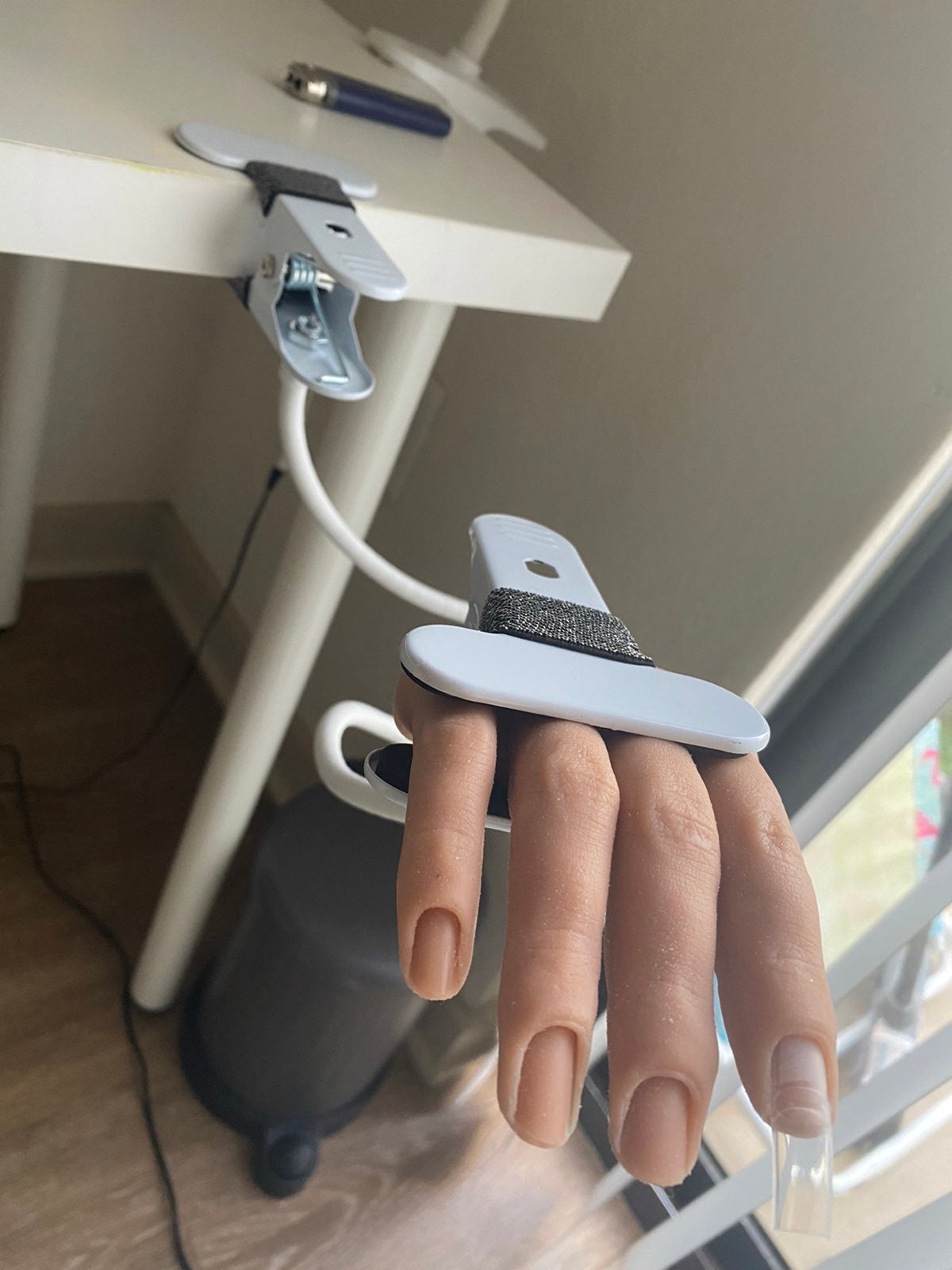 Real half silicon hand for nail practice