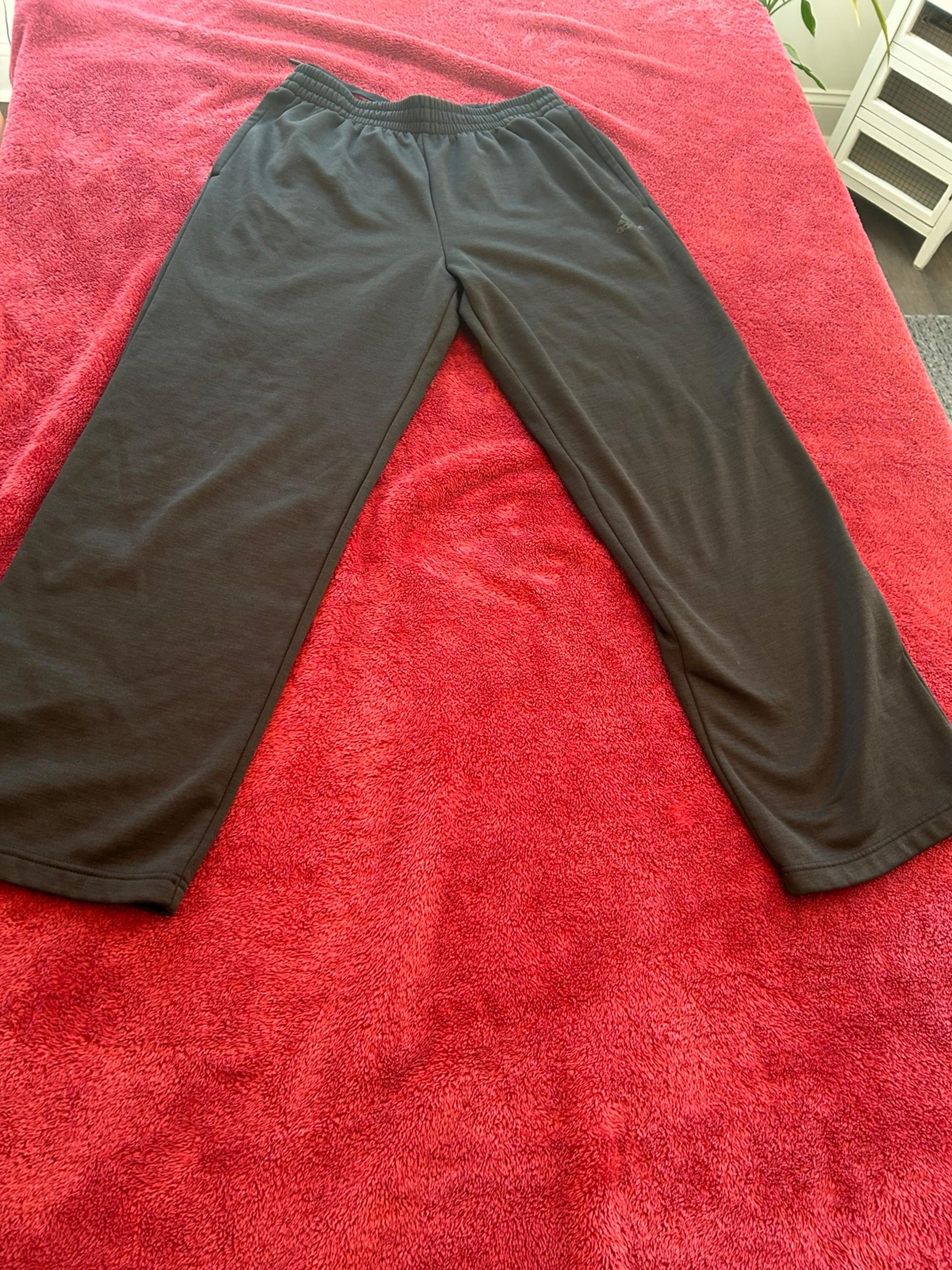 Men’s Adidas black running, exercise pants size large
