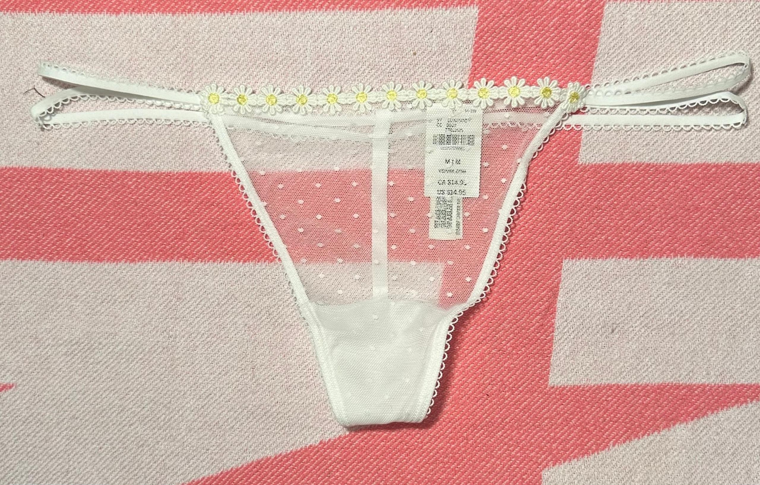 NWT Victorias Secret PINK Strappy Thong Panty Size M