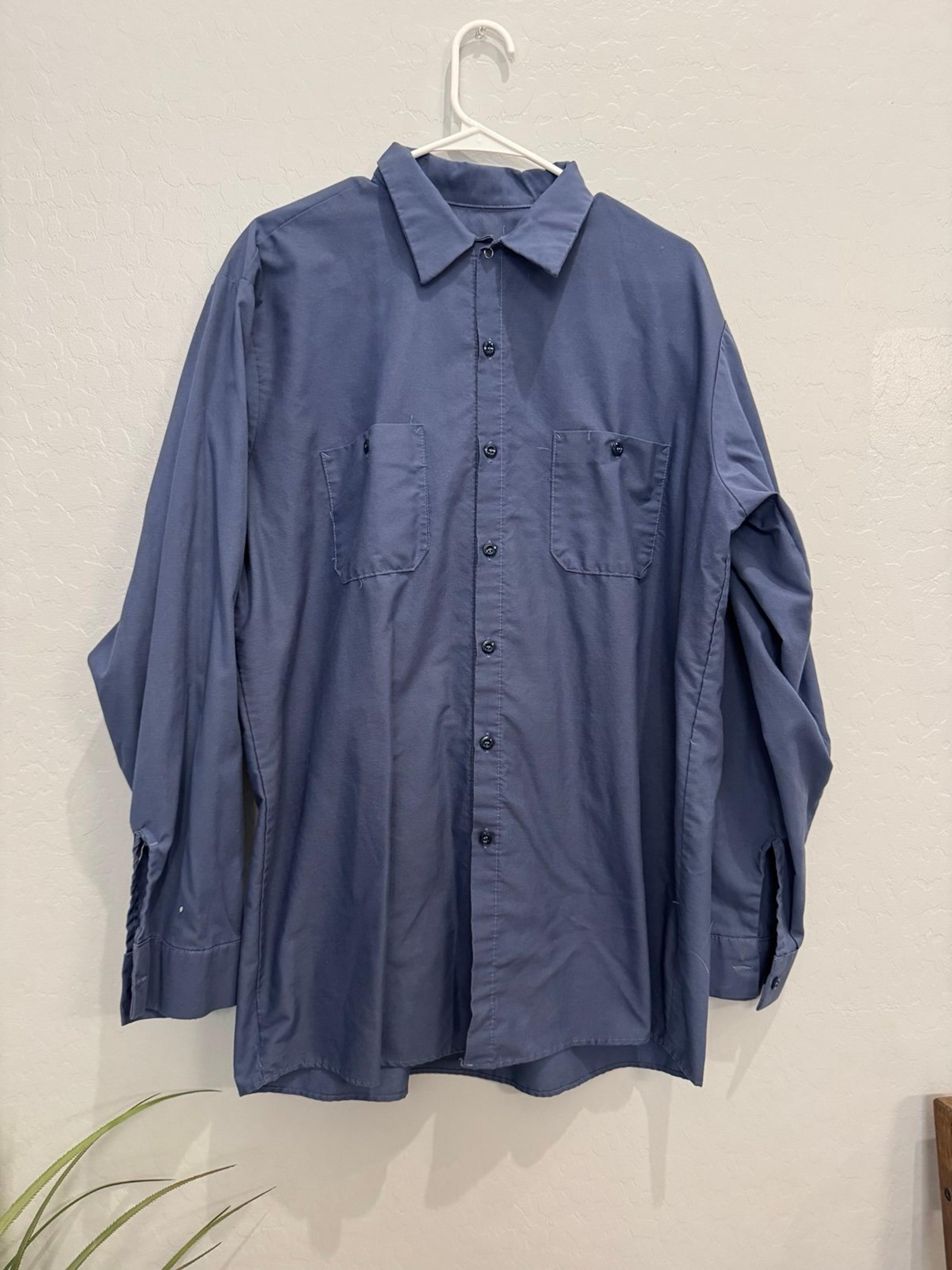 Red Kap 1923 XL “flame resistant” men’s long sleeved work uniform blue button up