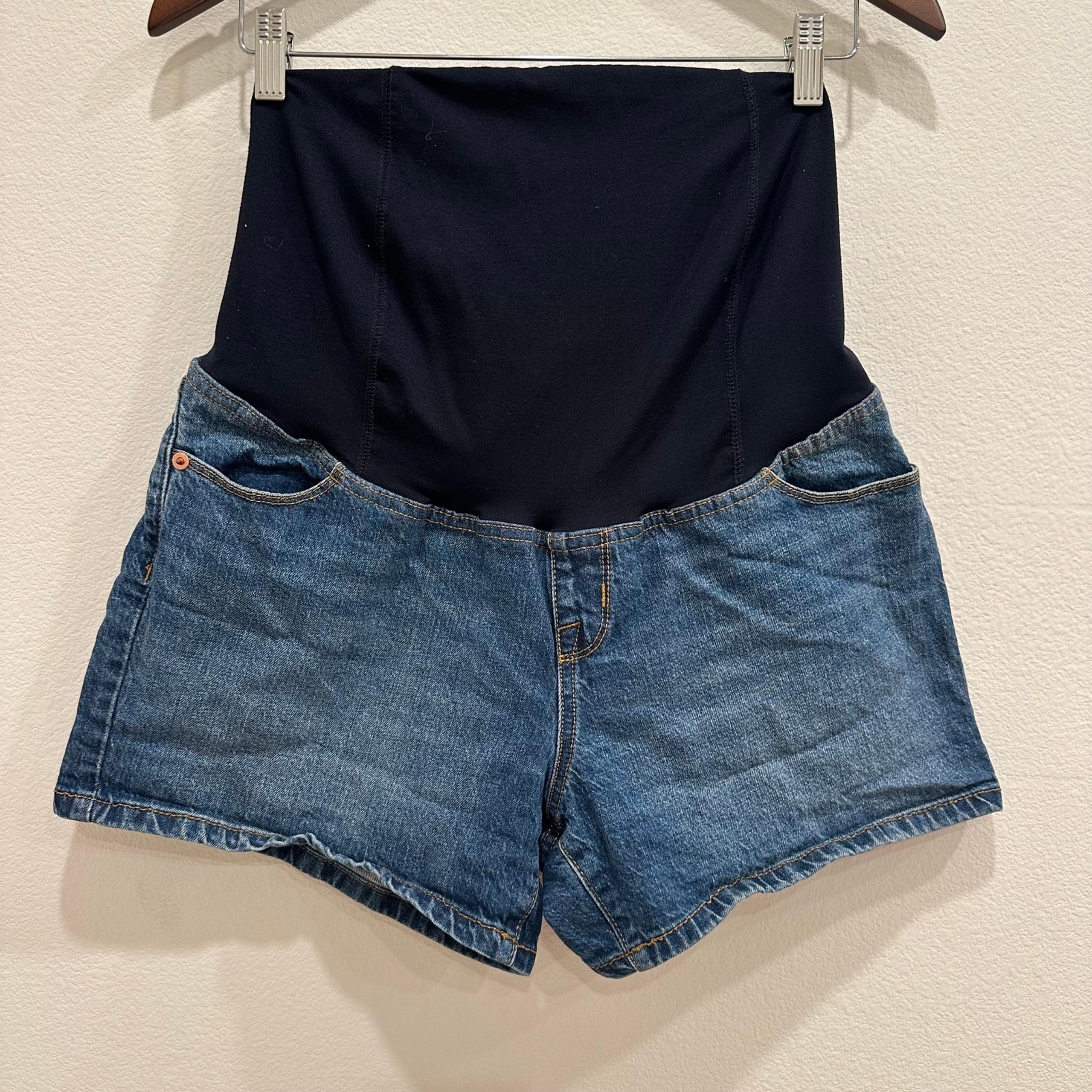 Isabel Maternity Shorts Women's Size 10 Midi Short Stretchy Blue Medium Wash