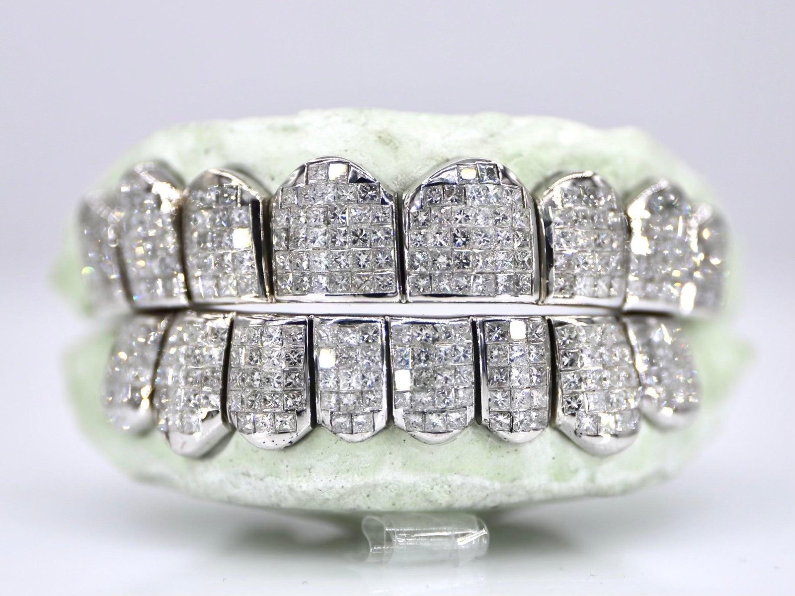 AFFORDABLE GRILLZ