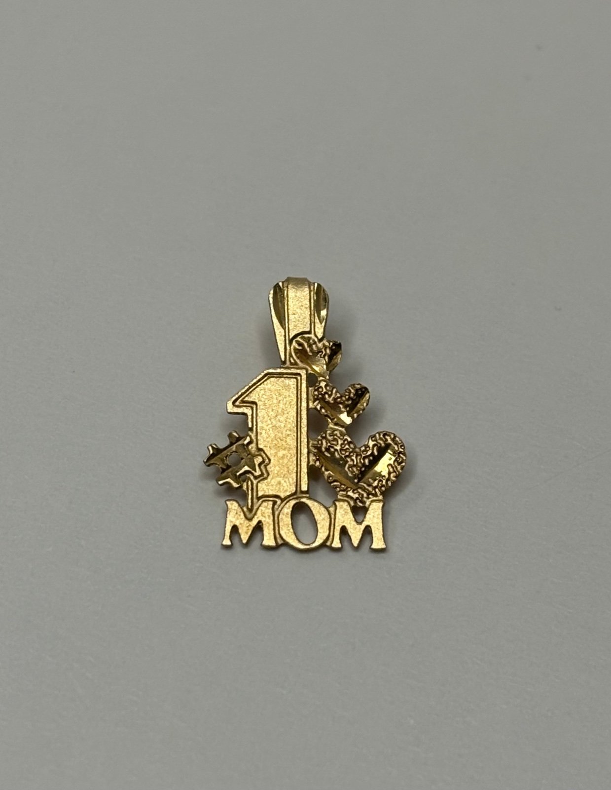 Vintage 14K Yellow Gold Textured #1 Mom Heart Theme Pendant