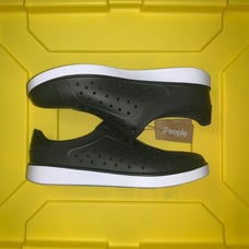 People Footwear Ace Mens Size 10 Brand New (no box) Animal Free PETA approved