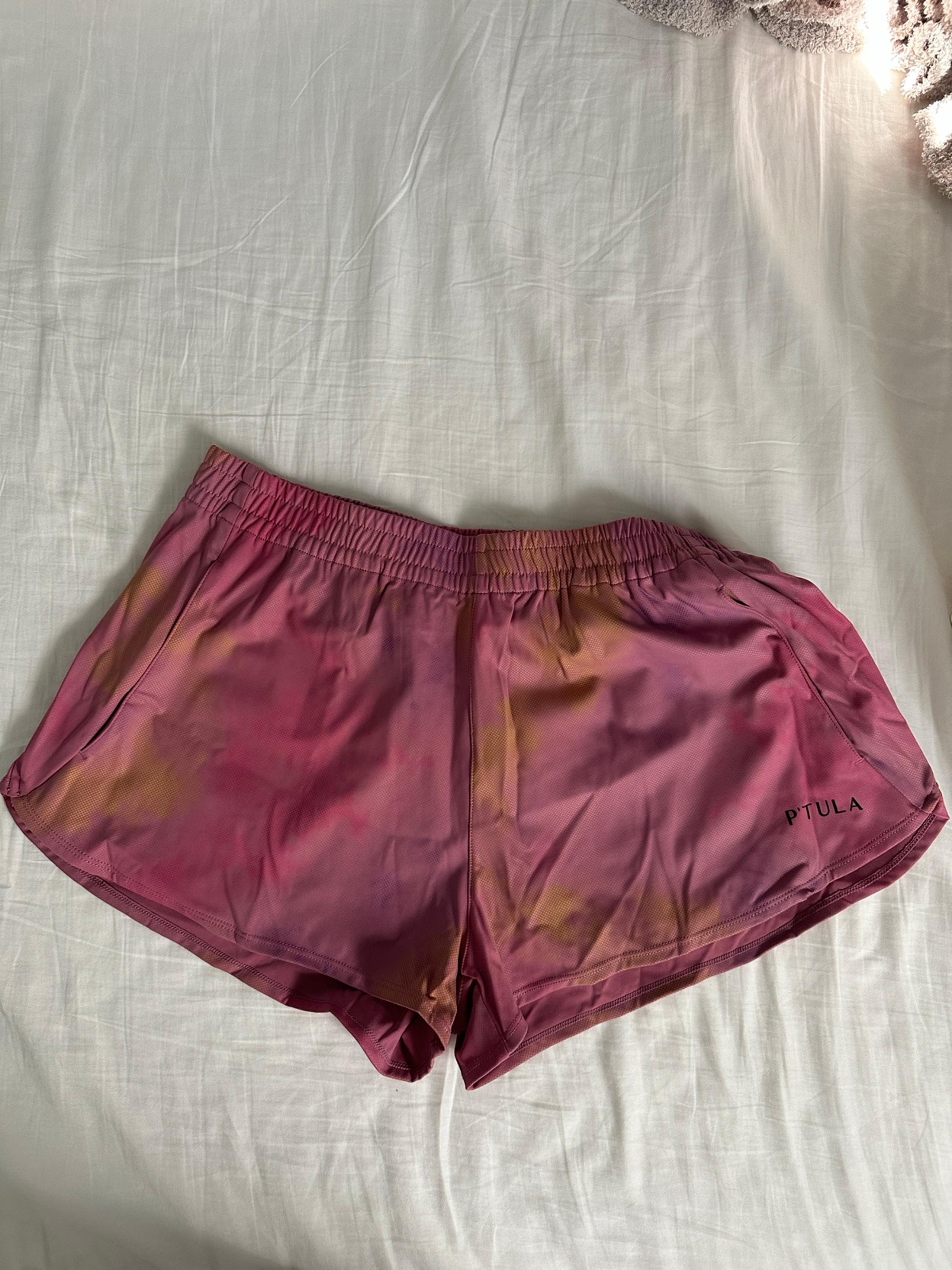 Like New! P’tula court shorts size medium