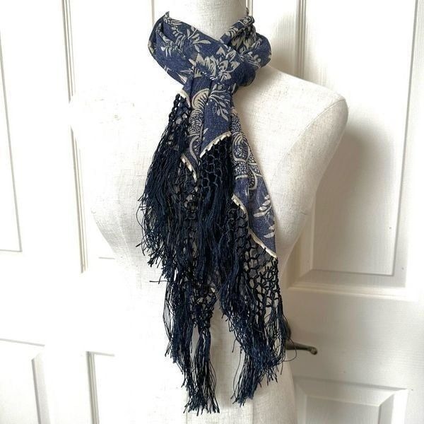 Lauren Ralph Lauren blue floral fringe scarf