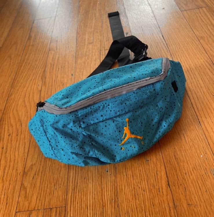 Nike air Jordan jump man waist bag jogging bag Fanny pack Nike air Jordan jump man waist bag jogging bag Fanny pack