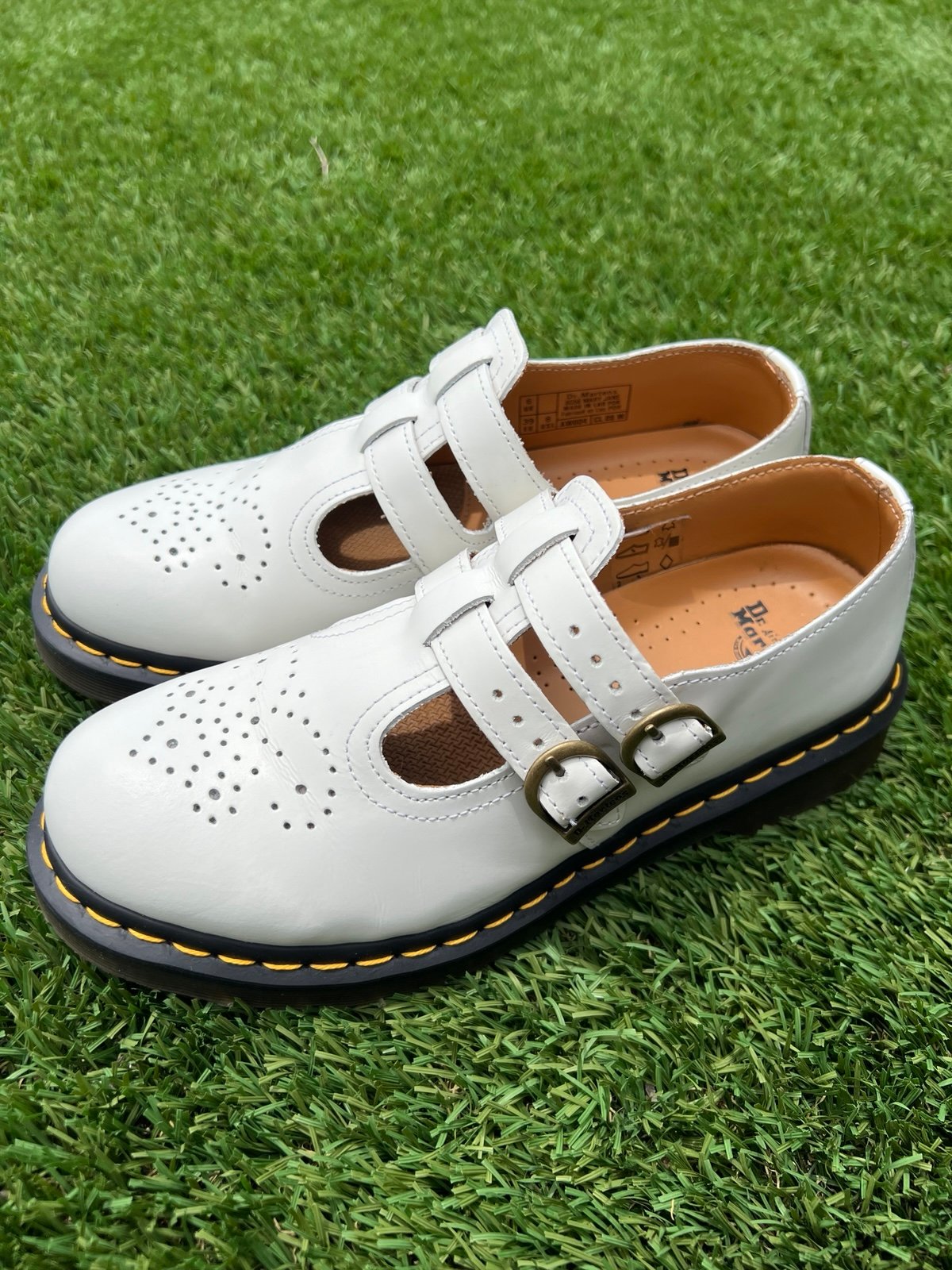 Doc Martens Mary Jane's