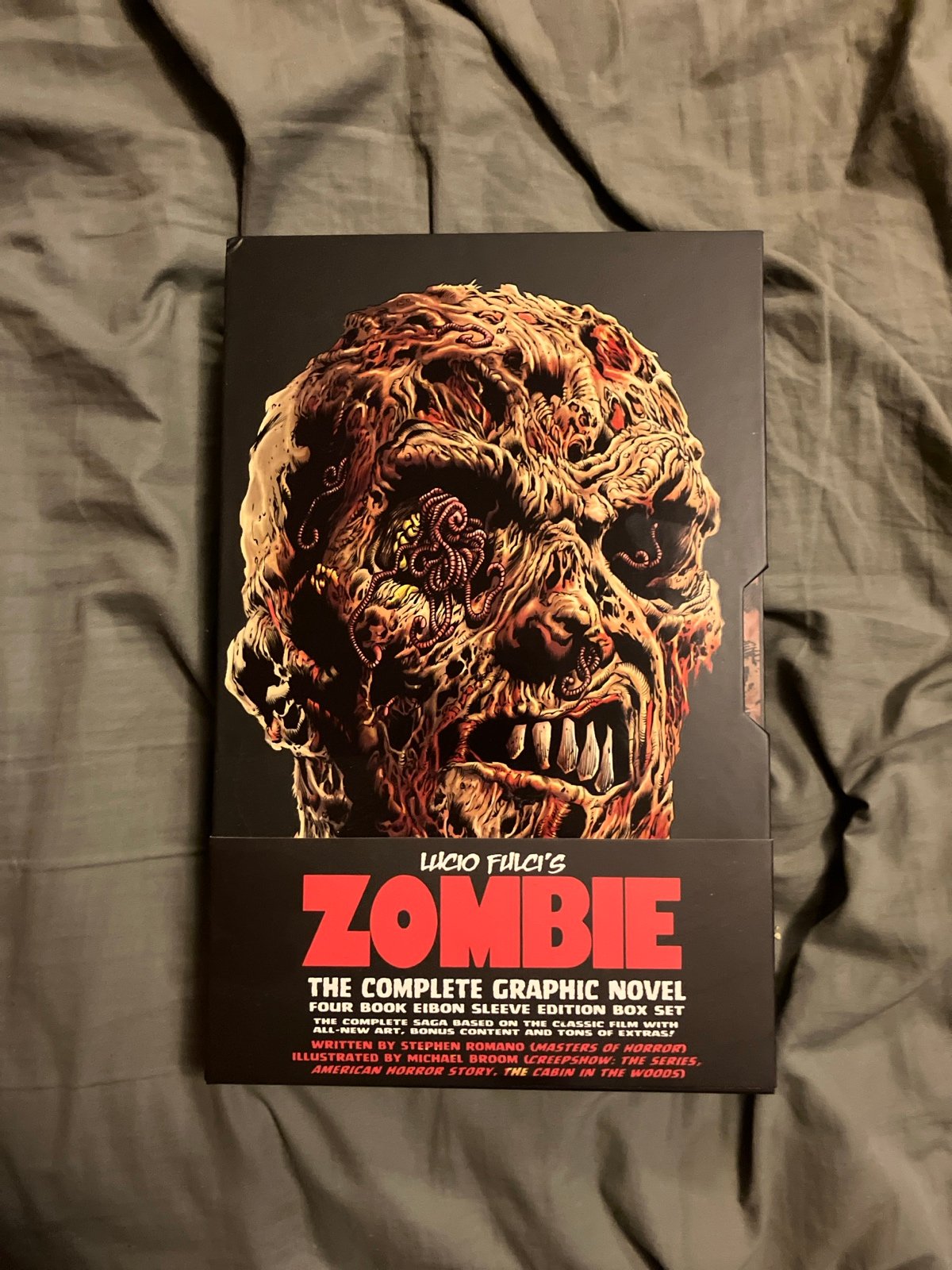VINEGAR SYNDROME: Zombie Comic Book Set