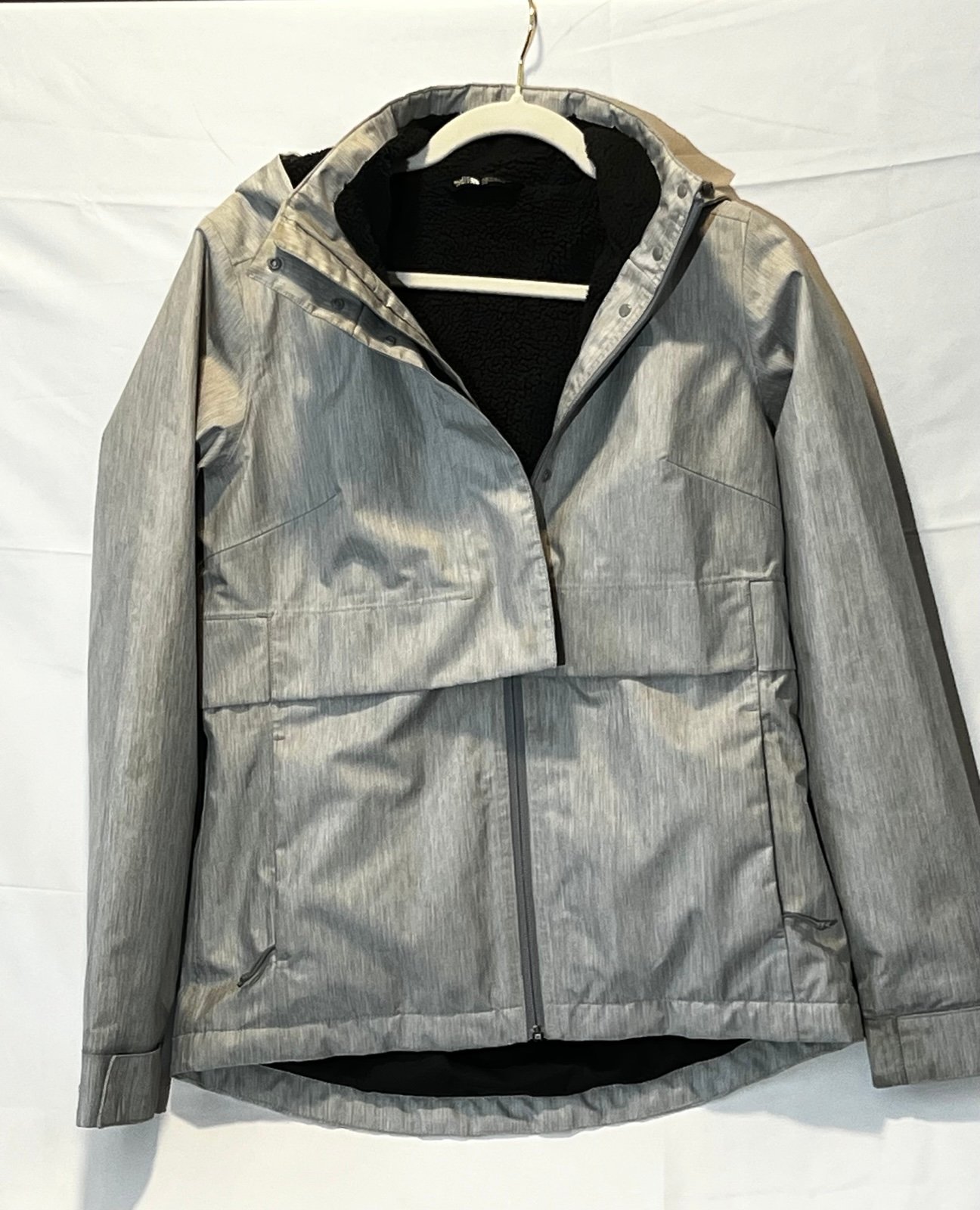 North face Women’s Jacket in Grey