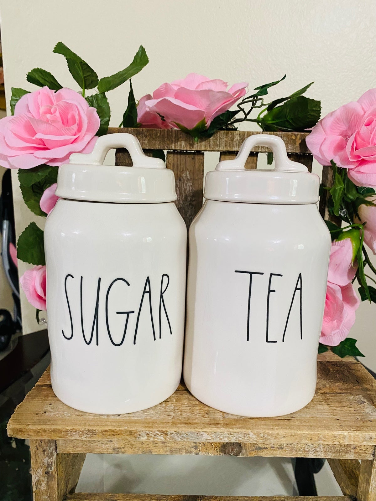 Rae Dunn SUGAR & TEA CANISTERS