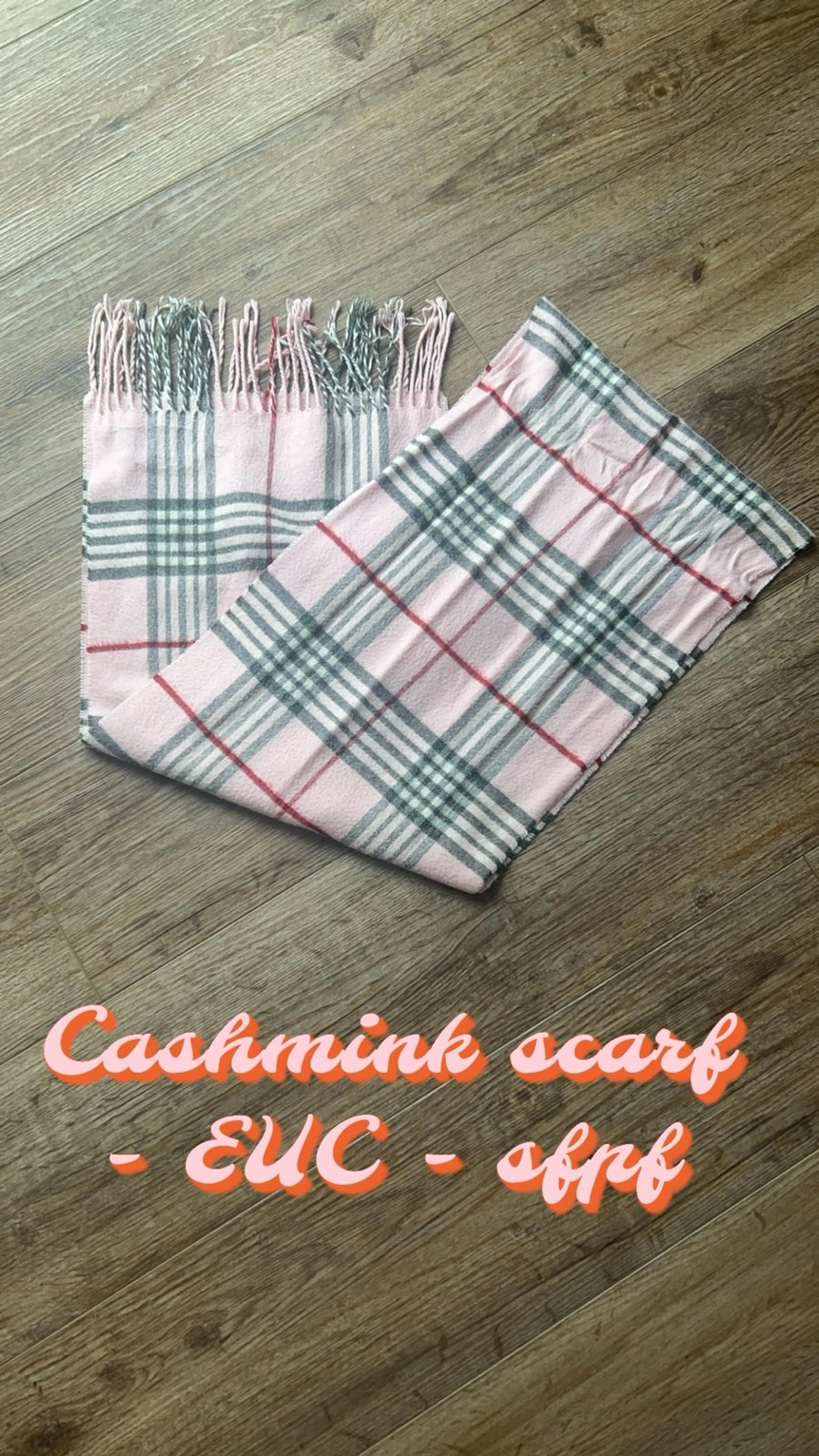 Women’s scarves