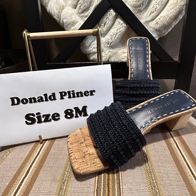 Donald Pliner Sz 8M NAVY CROCHET HEELED SANDAL NAYLA NWT