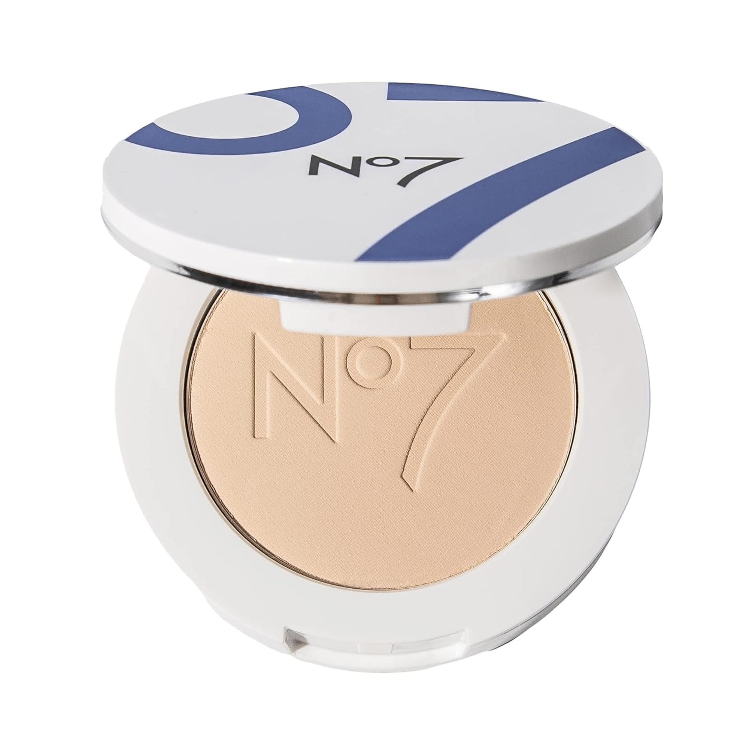 No7 Lift & Illuminate Triple Action Translucent Finishing Powder, Medium