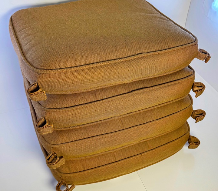 4x Sunbrella Outdoor Chair Cushions Brown Multi-Colored 19 x 18