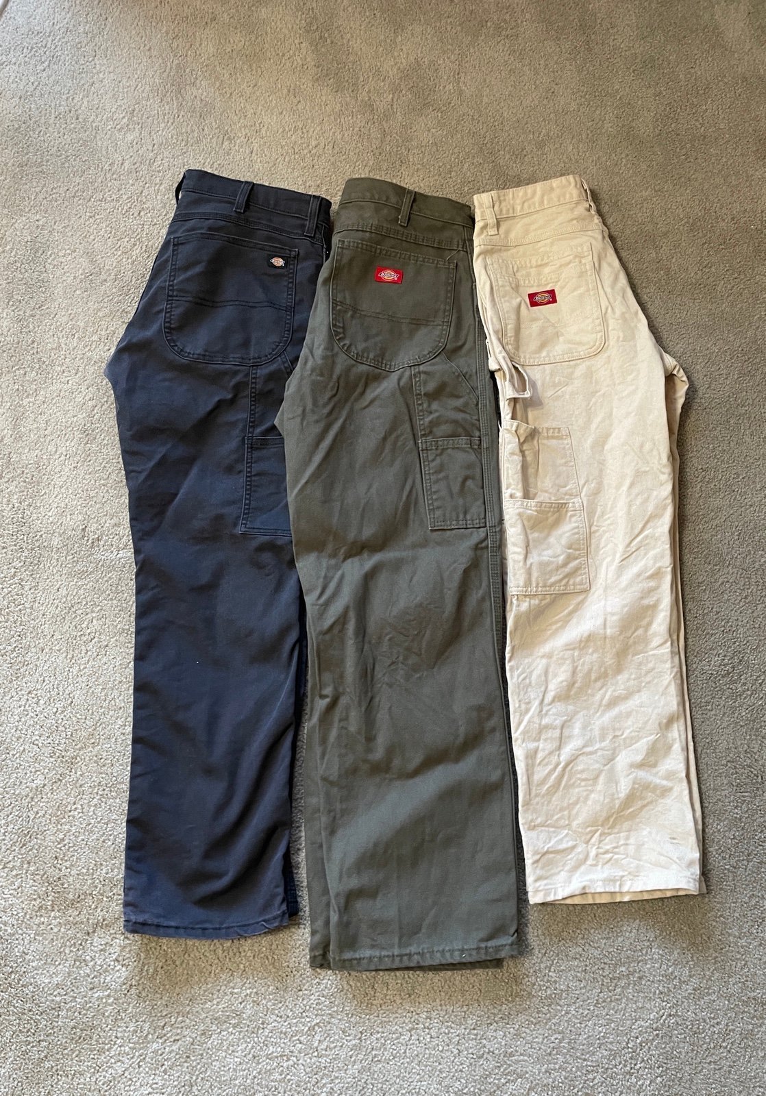 Bundle of different sizes of dickies carpenters