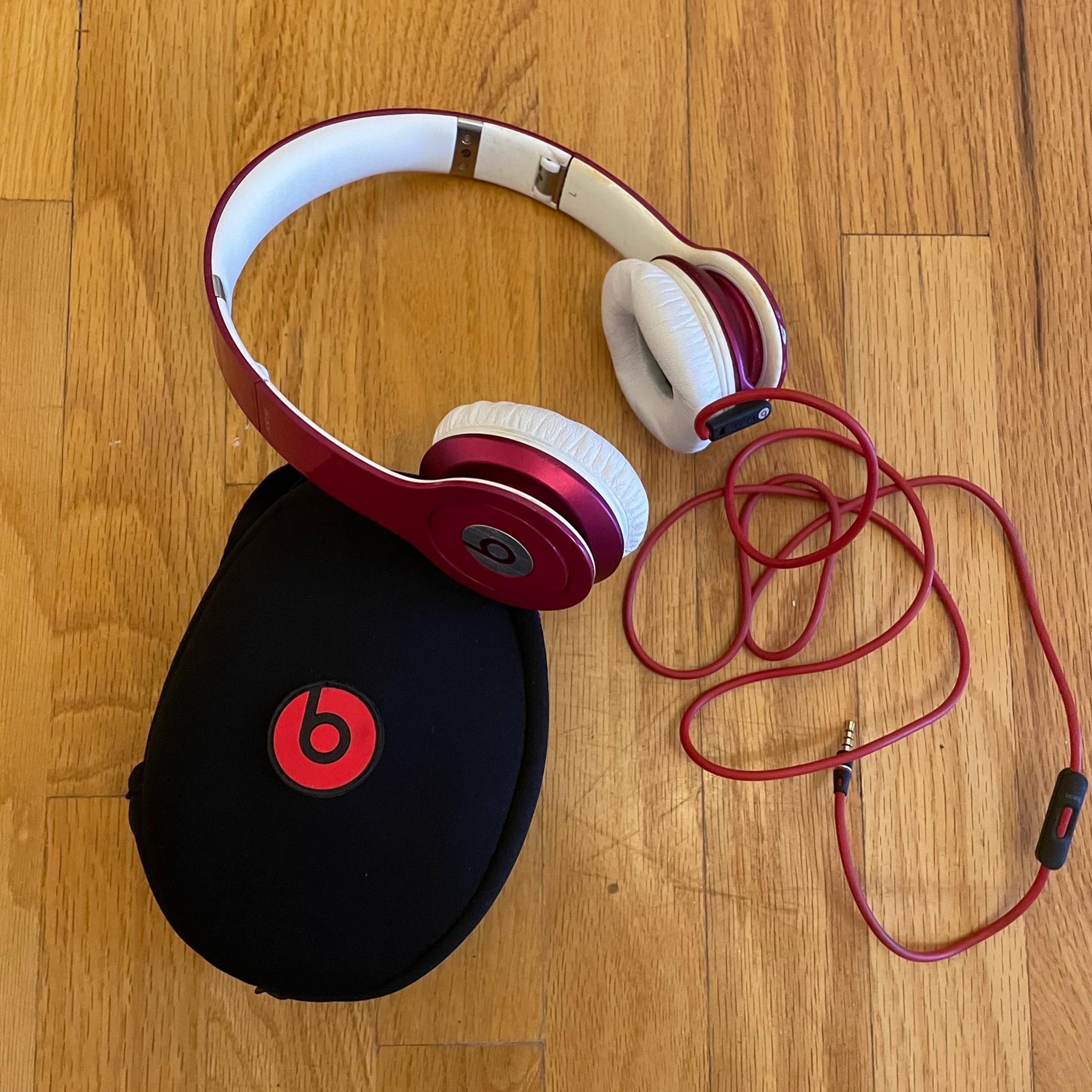 Beats by Dre Pink Solo HD Wired Headphones with Soft Case