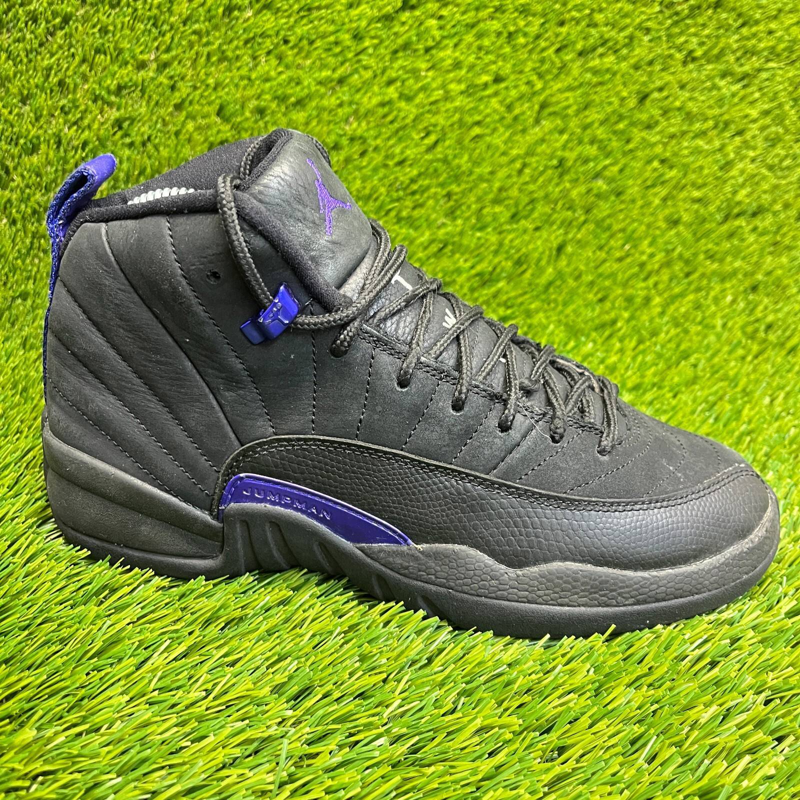 Nike Air Jordan 12 Retro Boys Size 6Y Black Purple Basketball