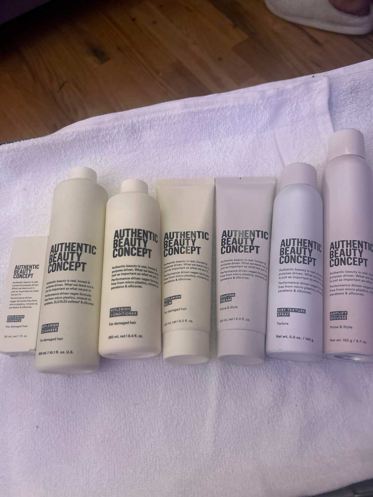 CHANELブルードゥヘアコーム4点セット❣️ Bleu de Chanel