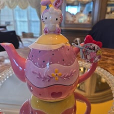 Blue Sky Clayworks Hello Kitty Easter Bunny Teapot. New
