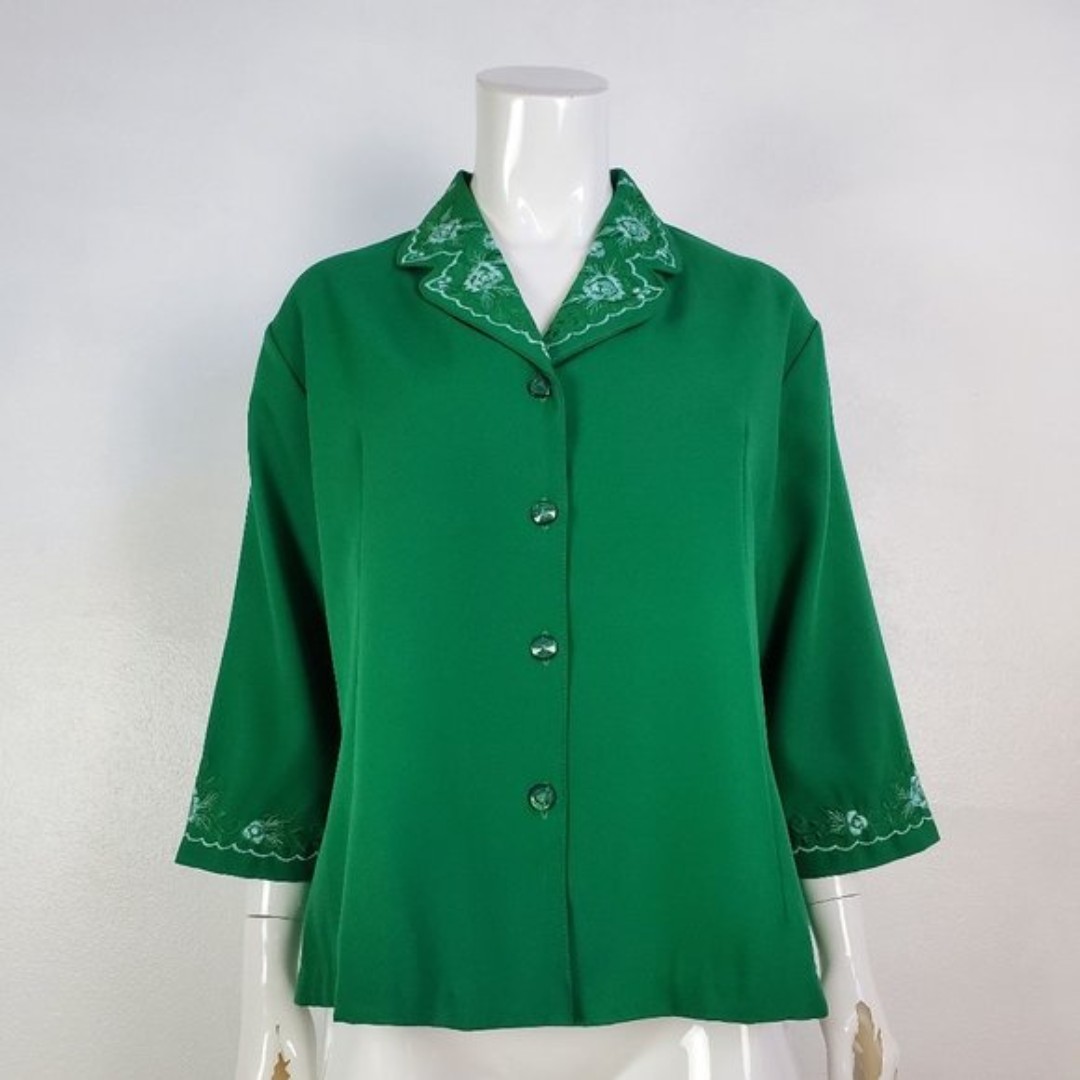 Vintage 80's Green Embroidered Button-Up Blouse