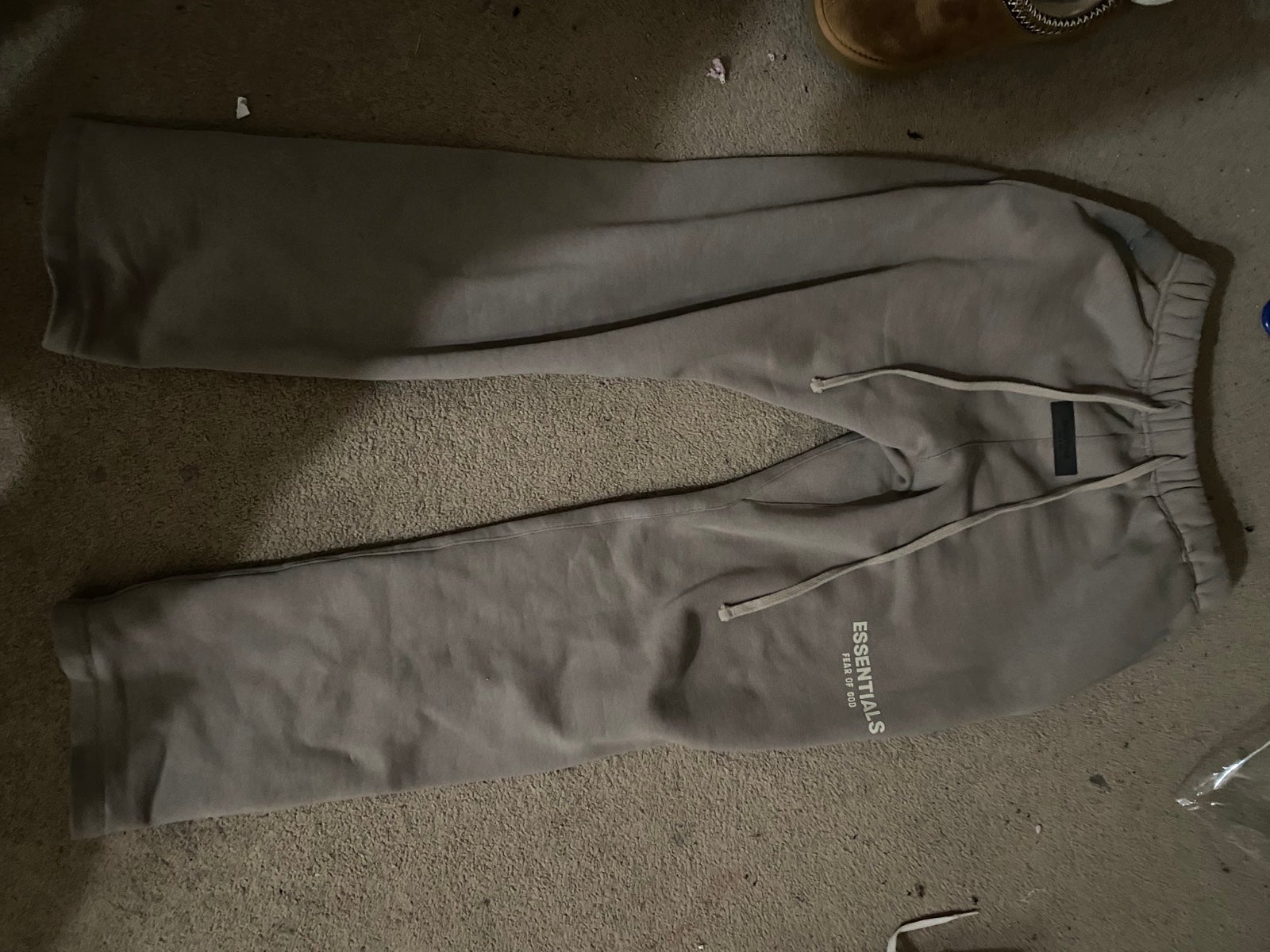essentials sweatpants small