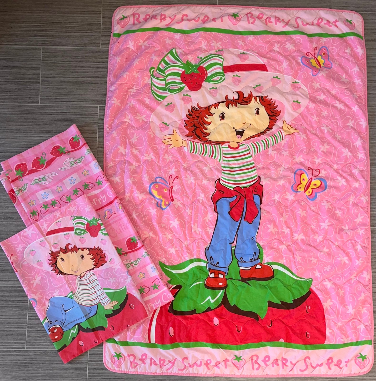 Strawberry Shortcake Vintage Toddler Sheet Set Comforter Blanket