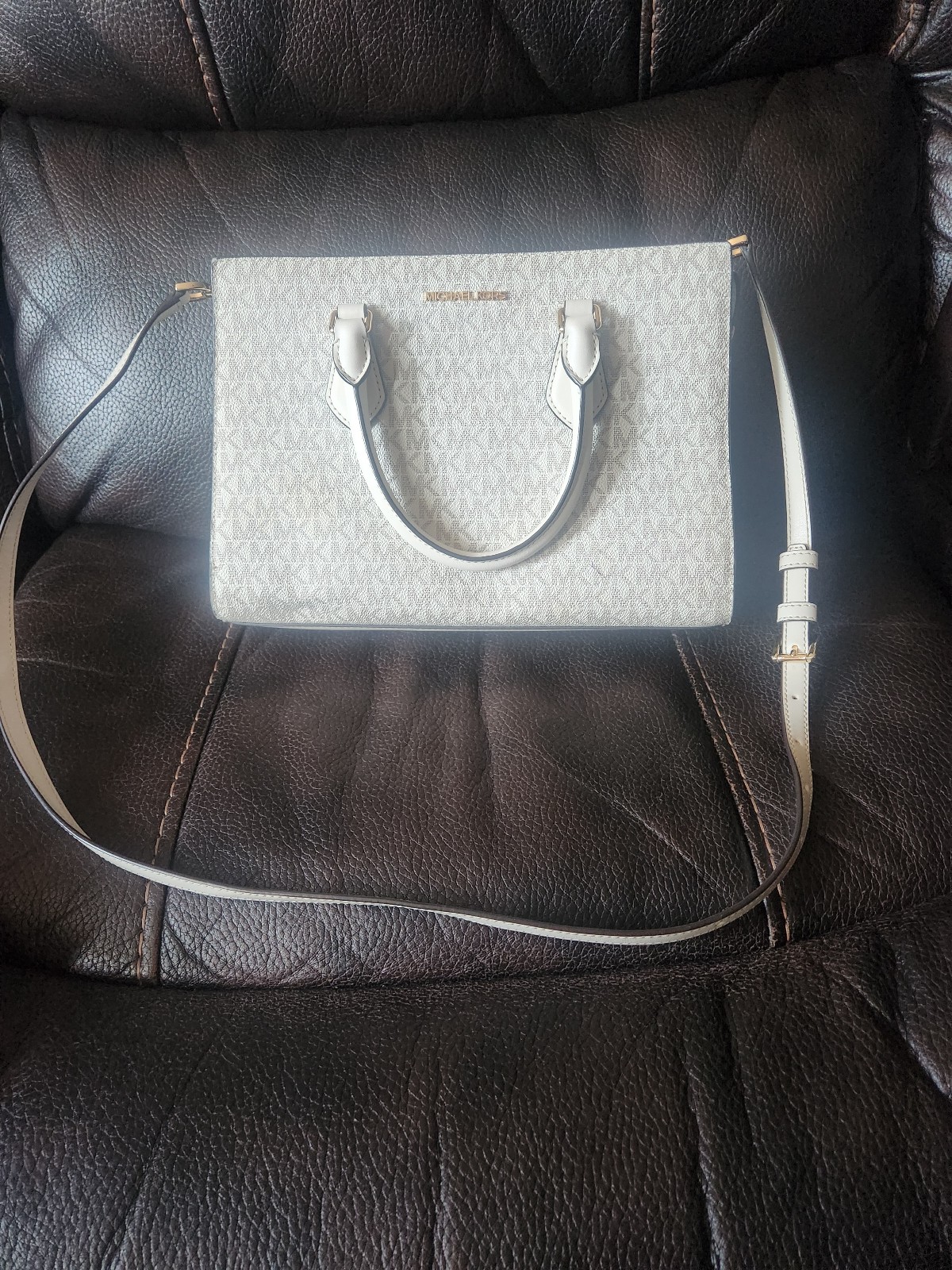 Michael kors purse
