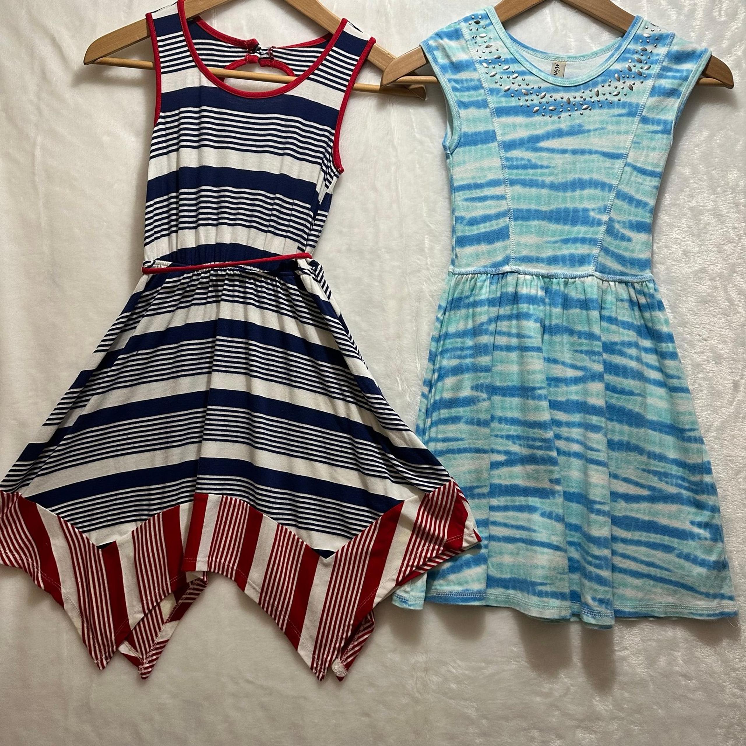 Girls Lot of 2 Dresses Paper dolls Magnone size 7