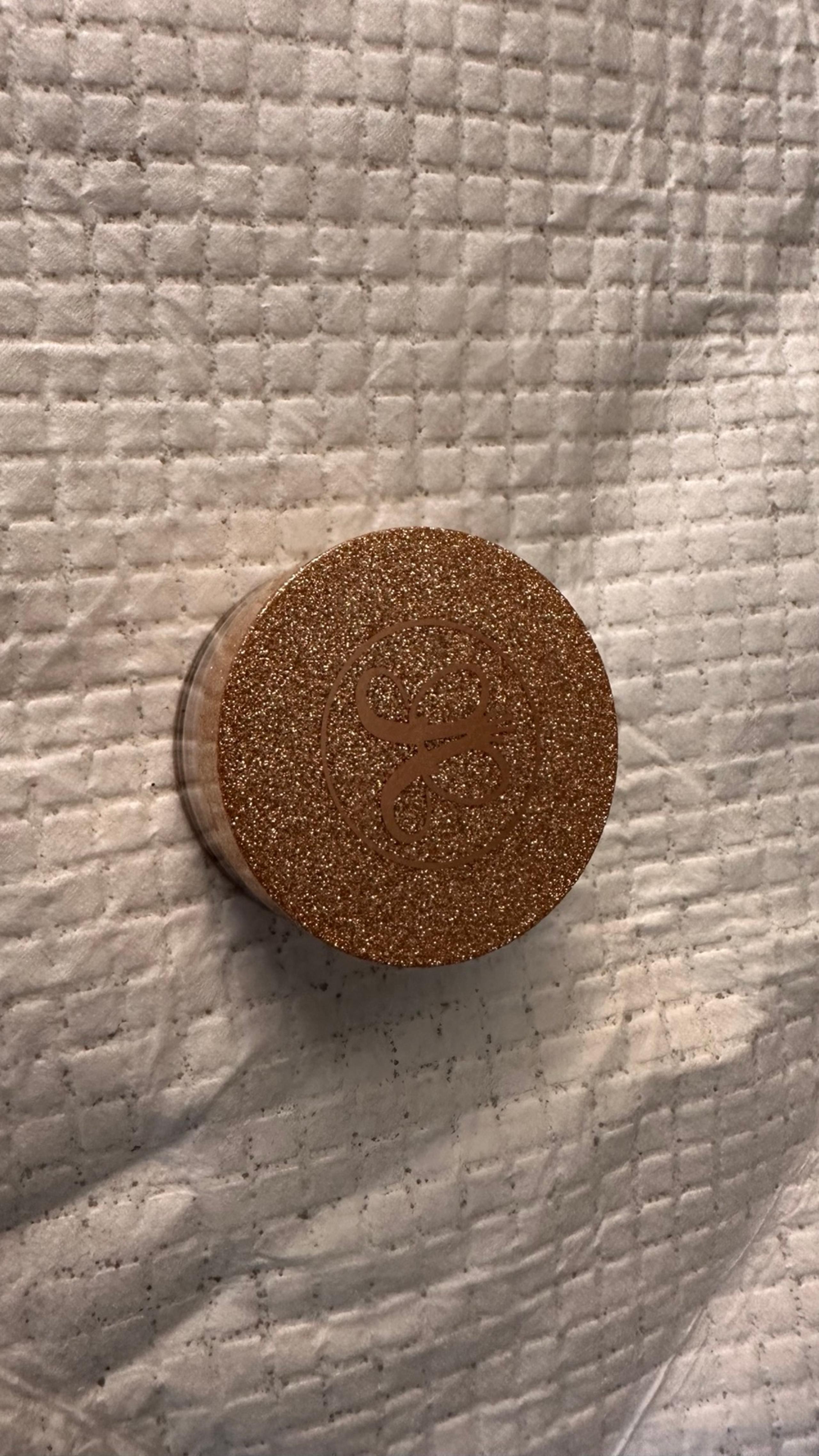 Anastasia Beverly Hills highlighter