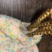 Vintage 1960s Pastel beads reversible white beads purse w/gold chain handles
