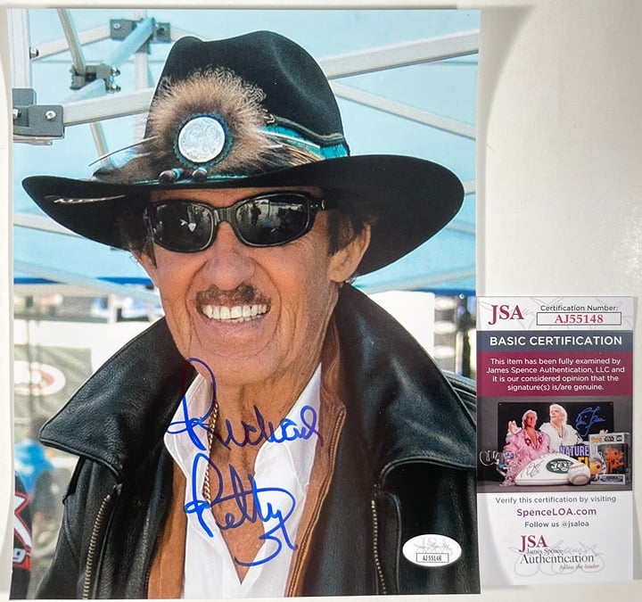 Richard Petty Signed NASCAR STP #43 8x10 Photo D Autograph JSA COA
