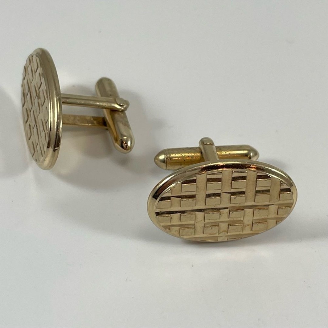 Vintage Swank Cufflinks Gold tone Oval stylized Square Pattern