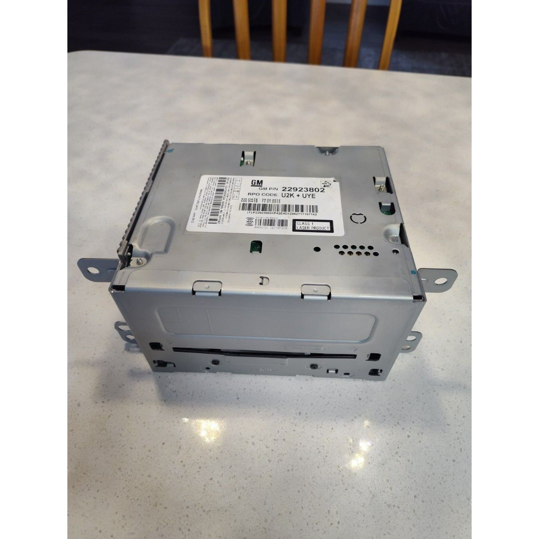 2013 Chevrolet Malibu Radio Receiver U2K+UYE 22923802 CD-Player OEM *A8951