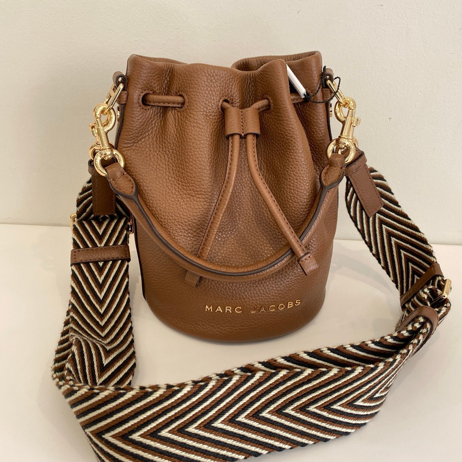 新色★Marc Jacobs★4R3HCR013H02 Bucket Bag m39623743199_1.jpg
