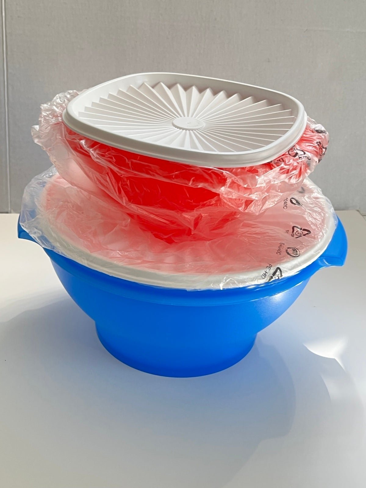 Tupperware Servalier Bowls