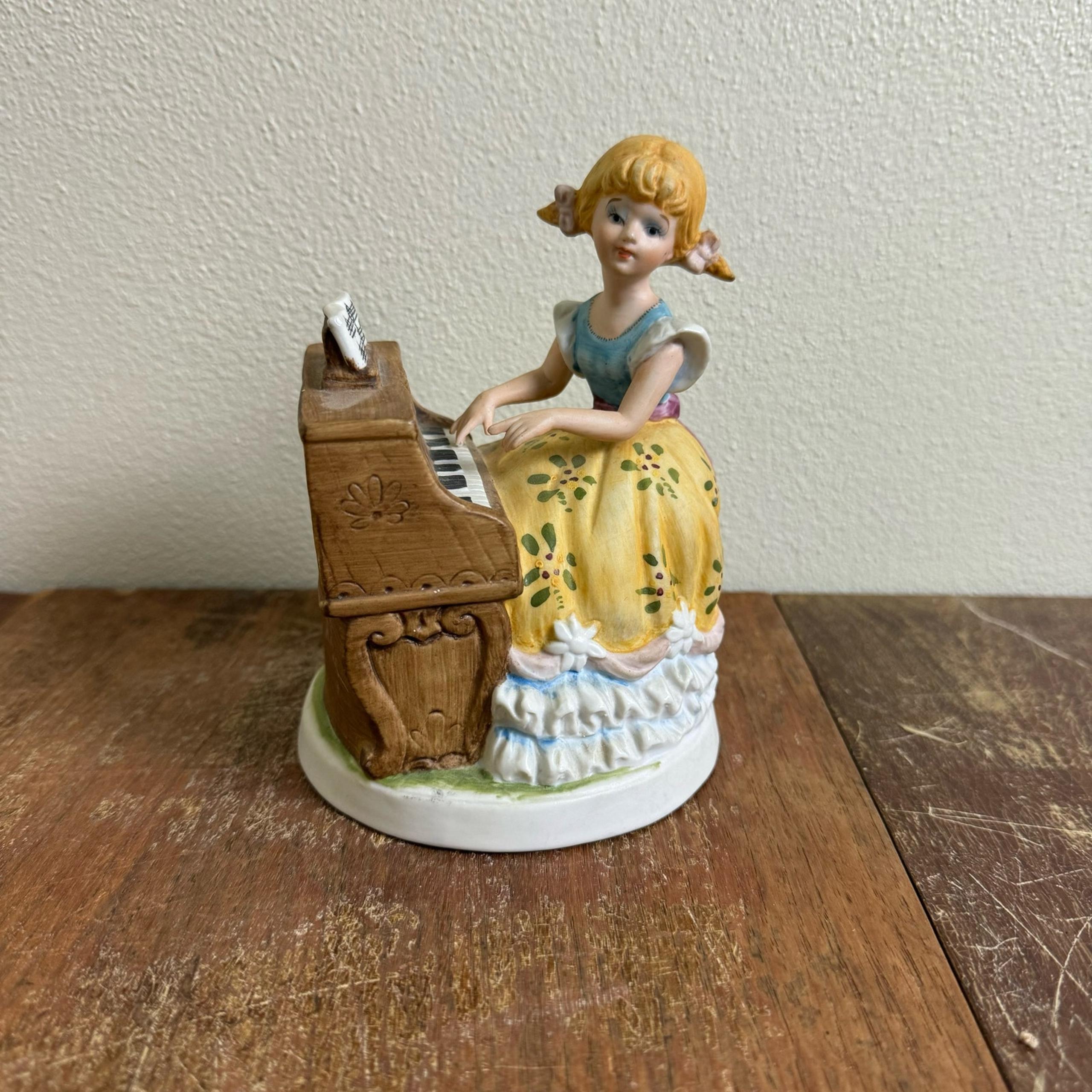 Vintage Lefton Hand Painted Music Box Porcelain Figurine Girl Playing Piano