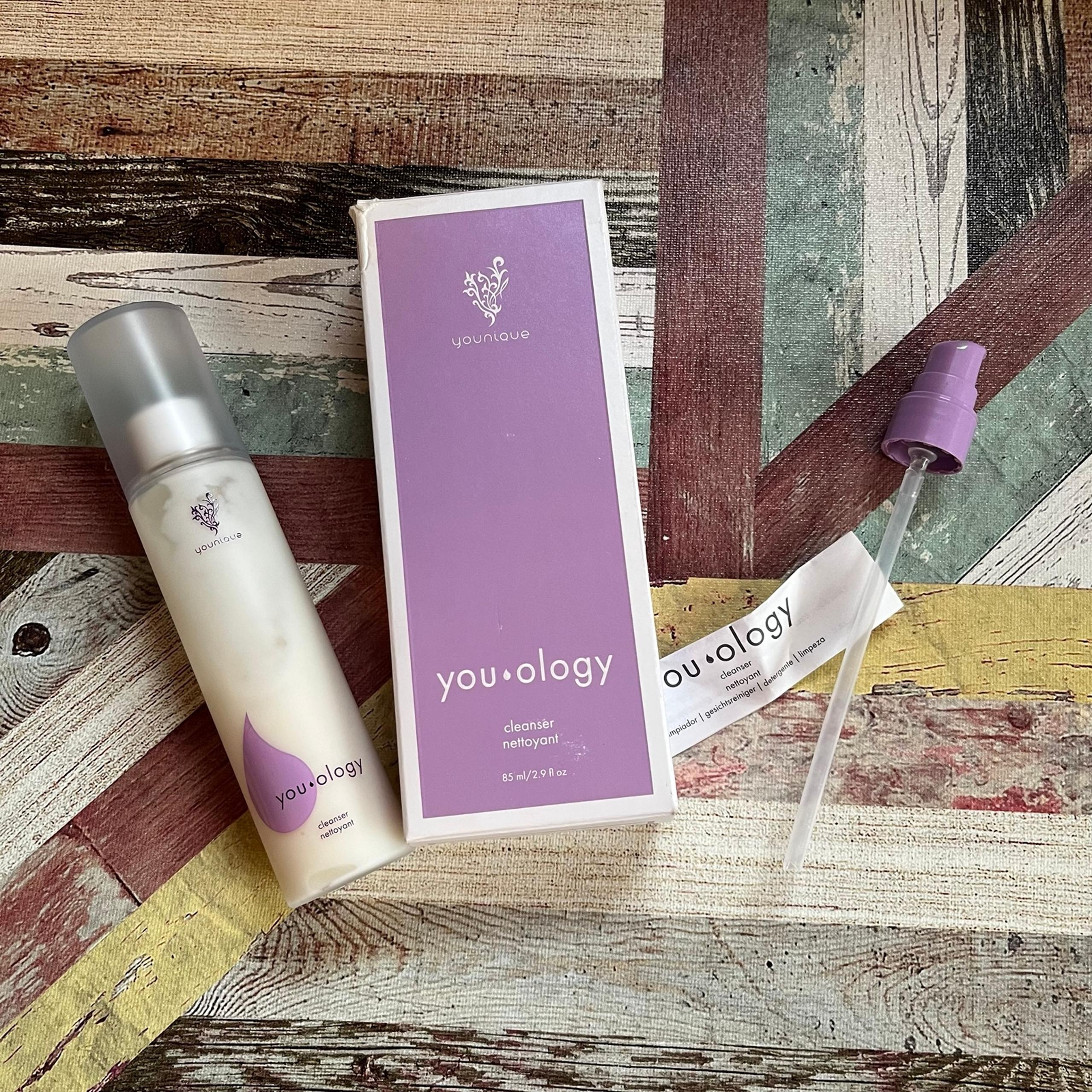 Younique Youology Cleanser Base NIB 2.9 Oz Add your own boosters